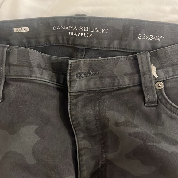 Camouflage Pants by Banana Republic - Picture 5 of 5